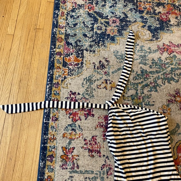 J Crew 1 piece - Picture 2 of 6